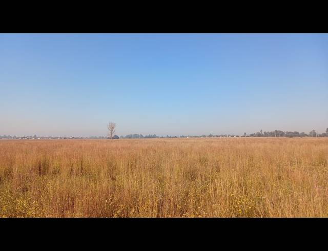23,709M² VACANT LAND FOR SALE IN UNITAS PARK